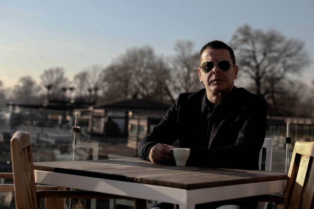 Vlado Georgiev o Zemlji kao ravnoj ploči