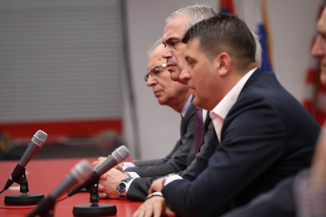 Dejan Stanković povratak crvena zvezda trener Siniša Mihajlović Vladan Milojević