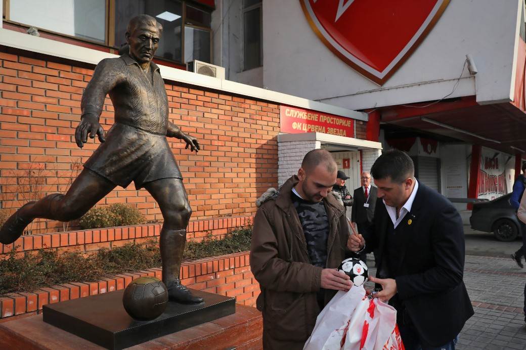 Dejan Stanković povratak crvena zvezda trener Siniša Mihajlović Vladan Milojević