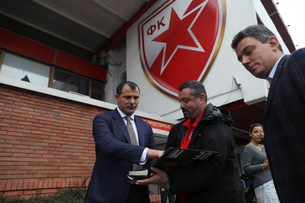 UŽIVO Dejan Stanković trener Crvena zvezda fotografije Stefan Stojanović sportske vesti
