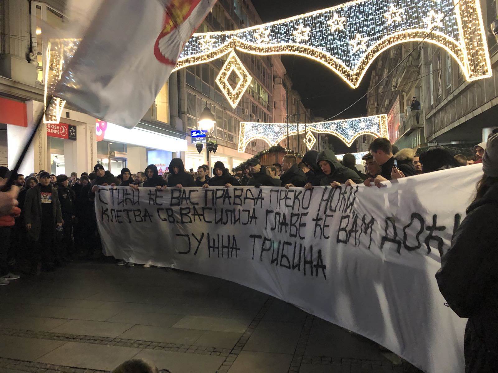 Beograd - Protest ispred ambasade Crne Gore