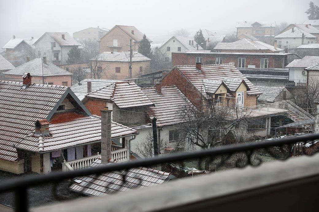 Sneg u Srbiji pada- na planinama i do 10 cm