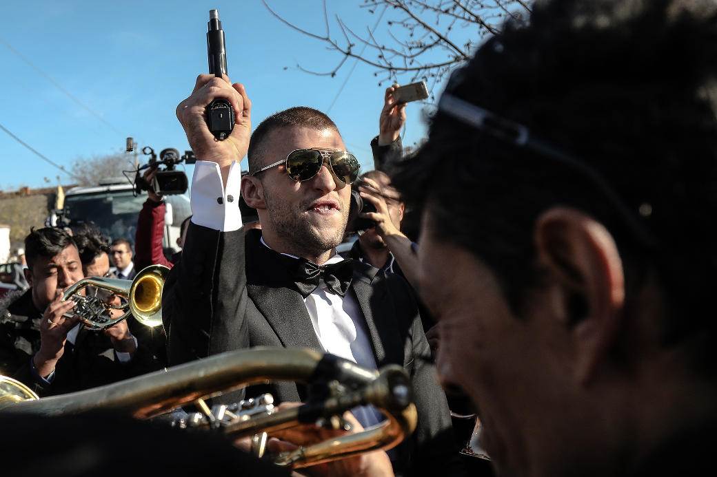 Kolika je razlika u godinama između Bogdane i Veljka Ražnatovića?