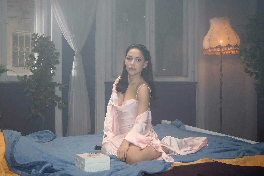 Aleksandra Mladenović spot SLIKE