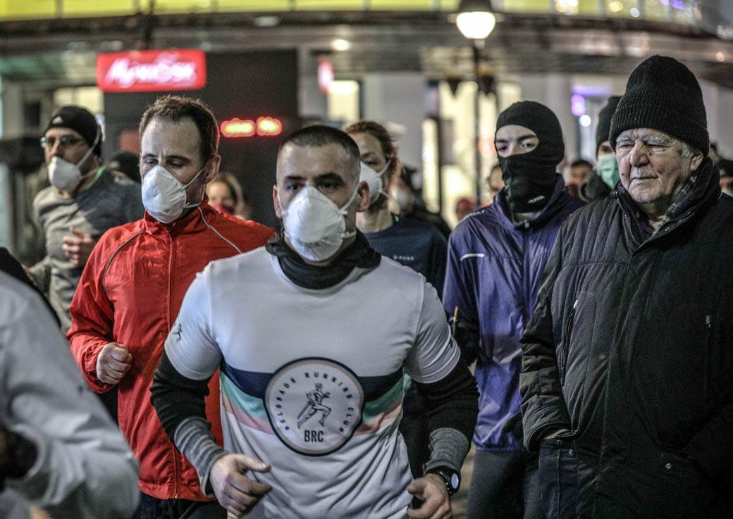 SMOG Jog - Trčanje s zaštitnim maskama povodom zagađenog vazduha u Beogradu FOTOGRAFIJE