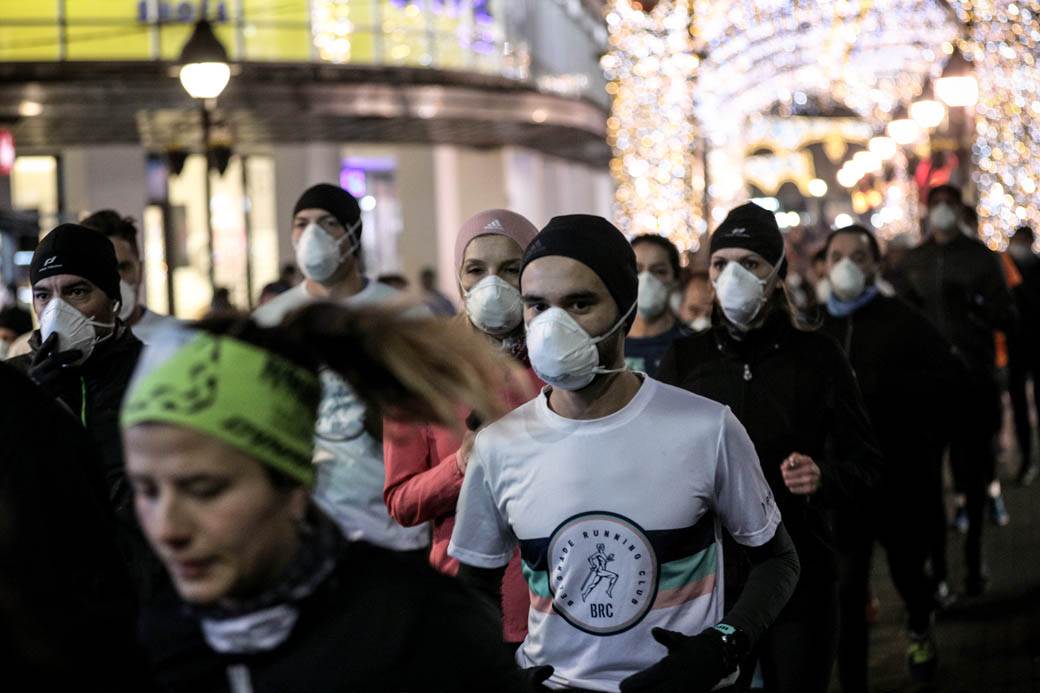 SMOG Jog - Trčanje s zaštitnim maskama povodom zagađenog vazduha u Beogradu FOTOGRAFIJE