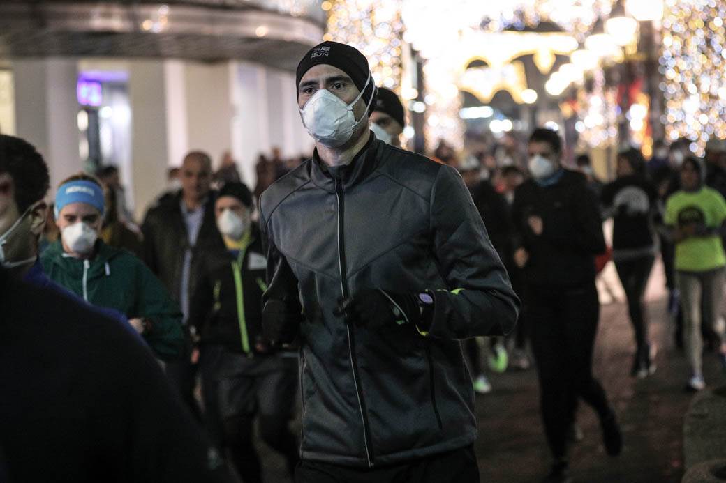 SMOG Jog - Trčanje s zaštitnim maskama povodom zagađenog vazduha u Beogradu FOTOGRAFIJE