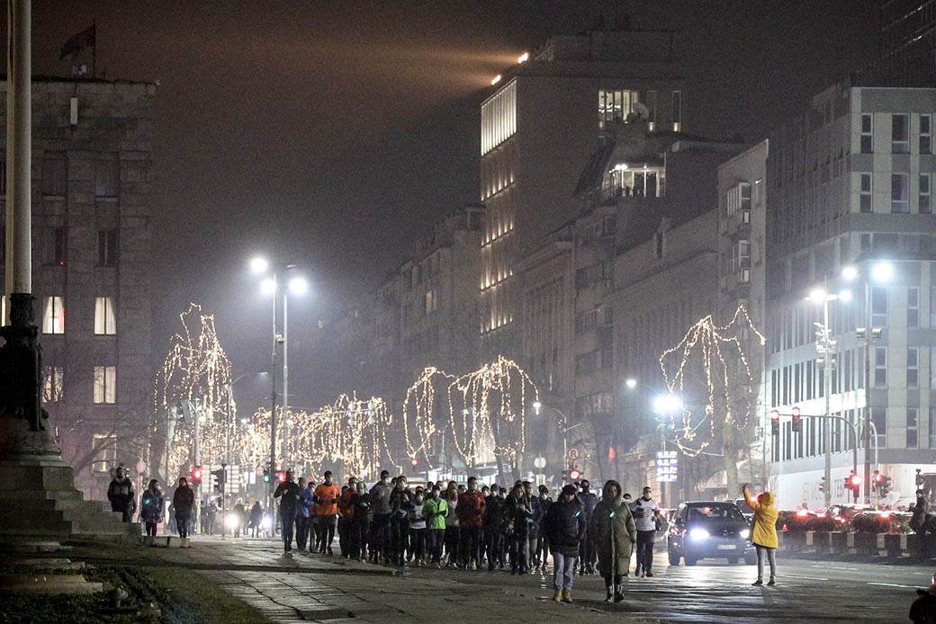 SMOG Jog - Trčanje s zaštitnim maskama povodom zagađenog vazduha u Beogradu FOTOGRAFIJE