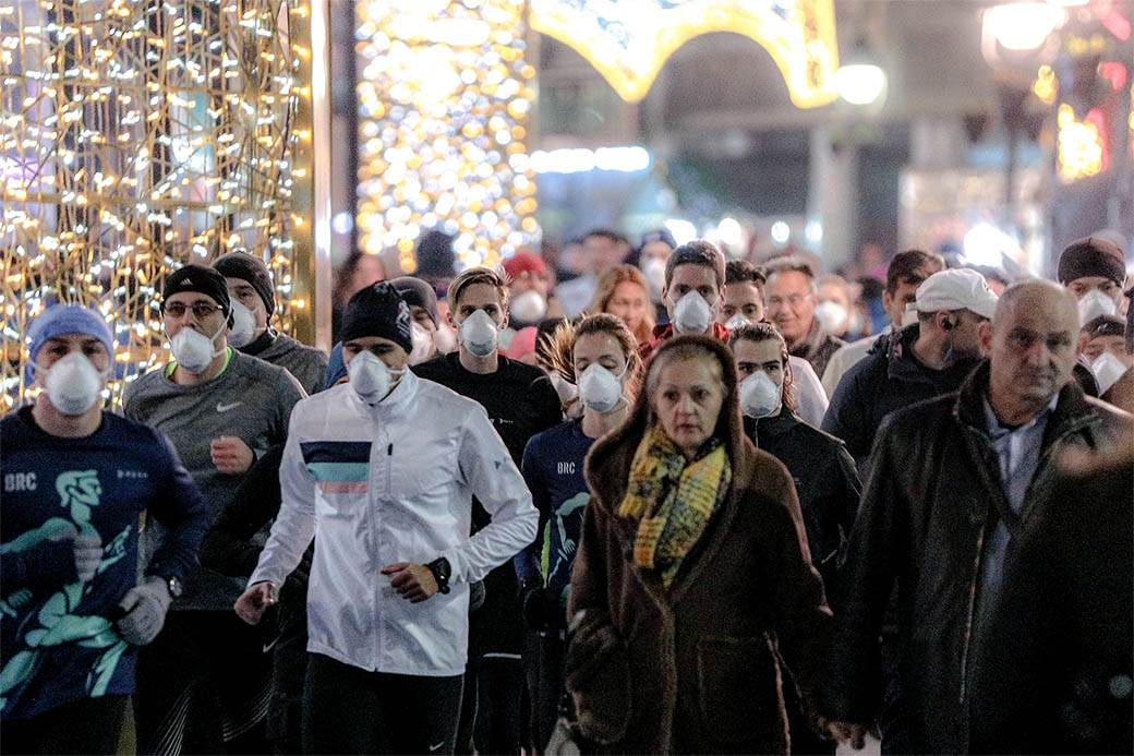 SMOG Jog - Trčanje s zaštitnim maskama povodom zagađenog vazduha u Beogradu FOTOGRAFIJE