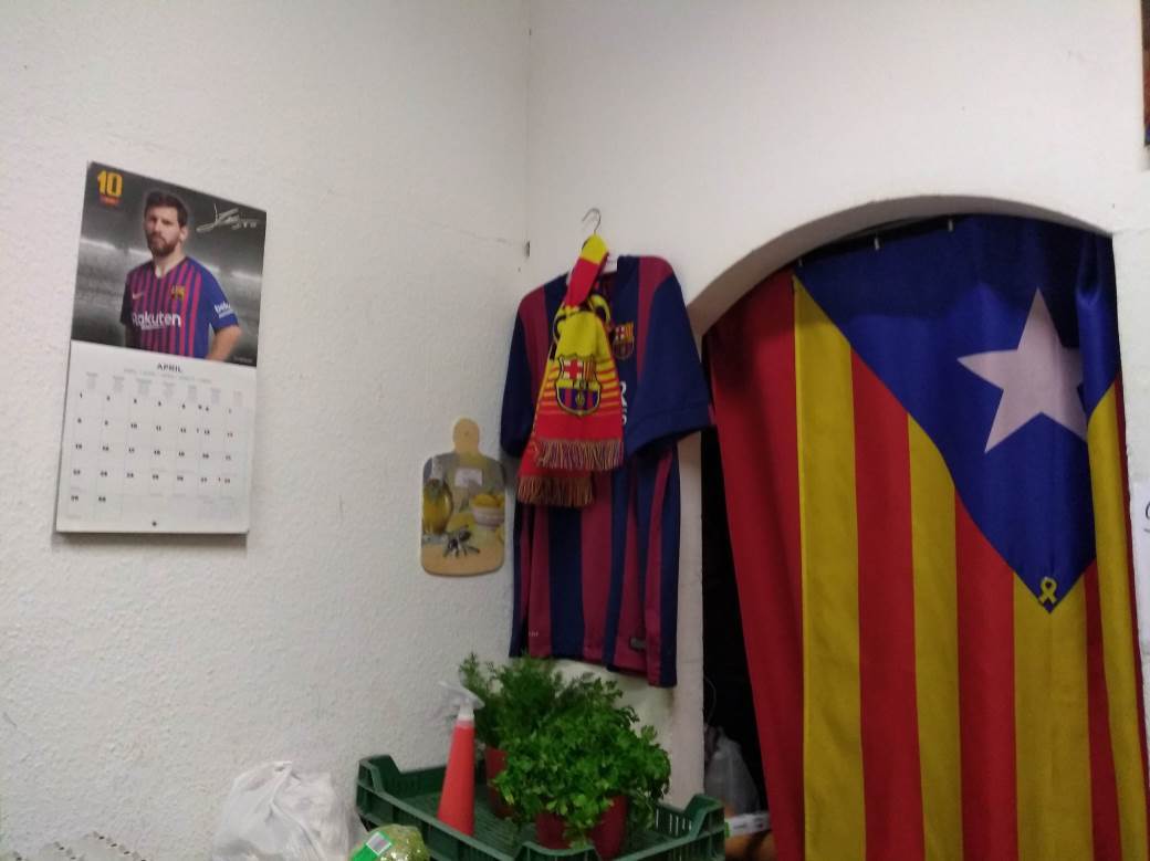 Leo Mesi prodavnica Budimpešta ikona i zastava Katalonije sportske vesti (FOTO)