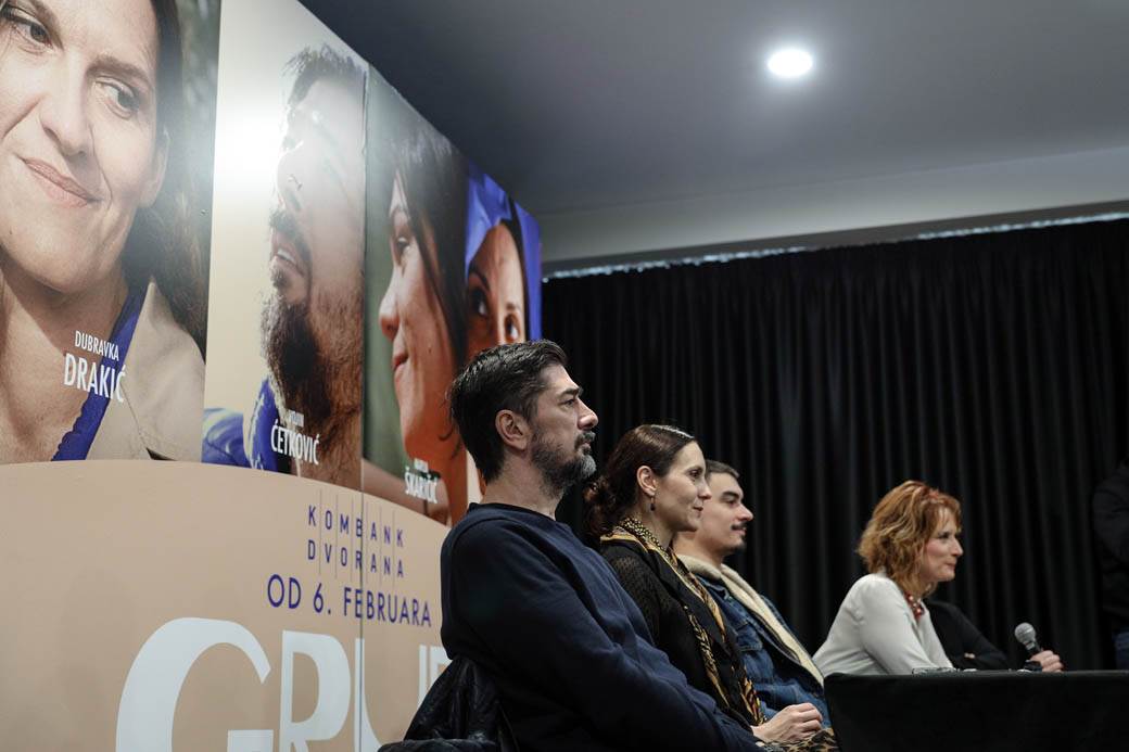 Film Grudi premijera 6. februara