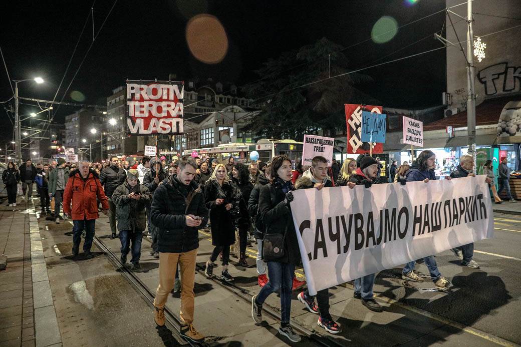 Odbranjen parkić na Banovom Brdu Video 