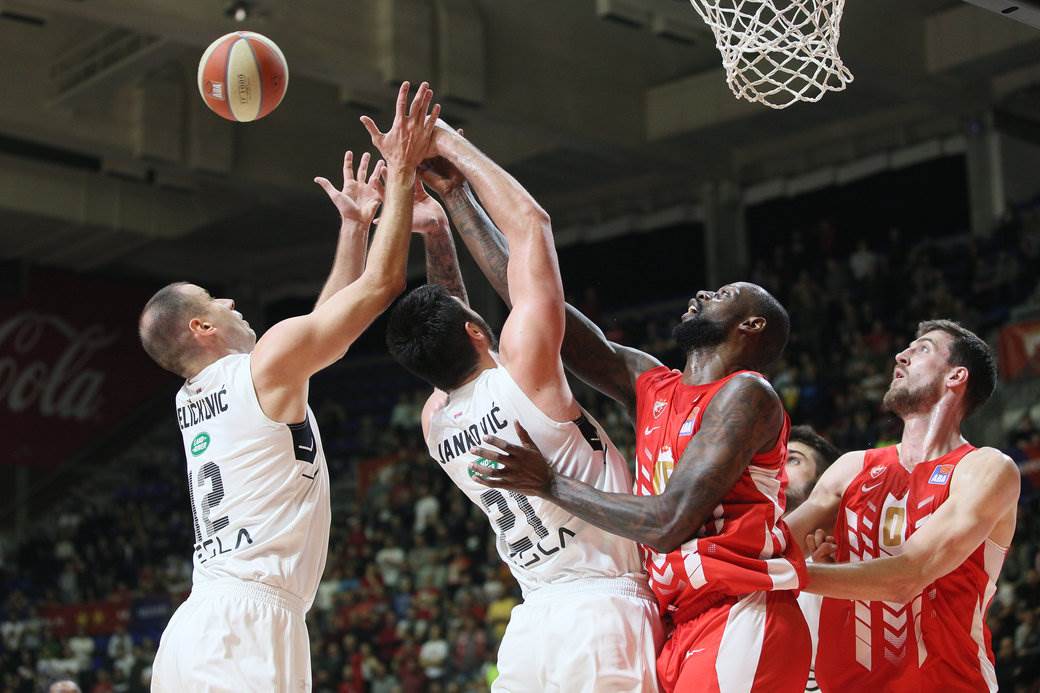 Novica Veličković o incidentu sa Delijama VIDEO: Derbi Zvezda - Partizan 2019-20