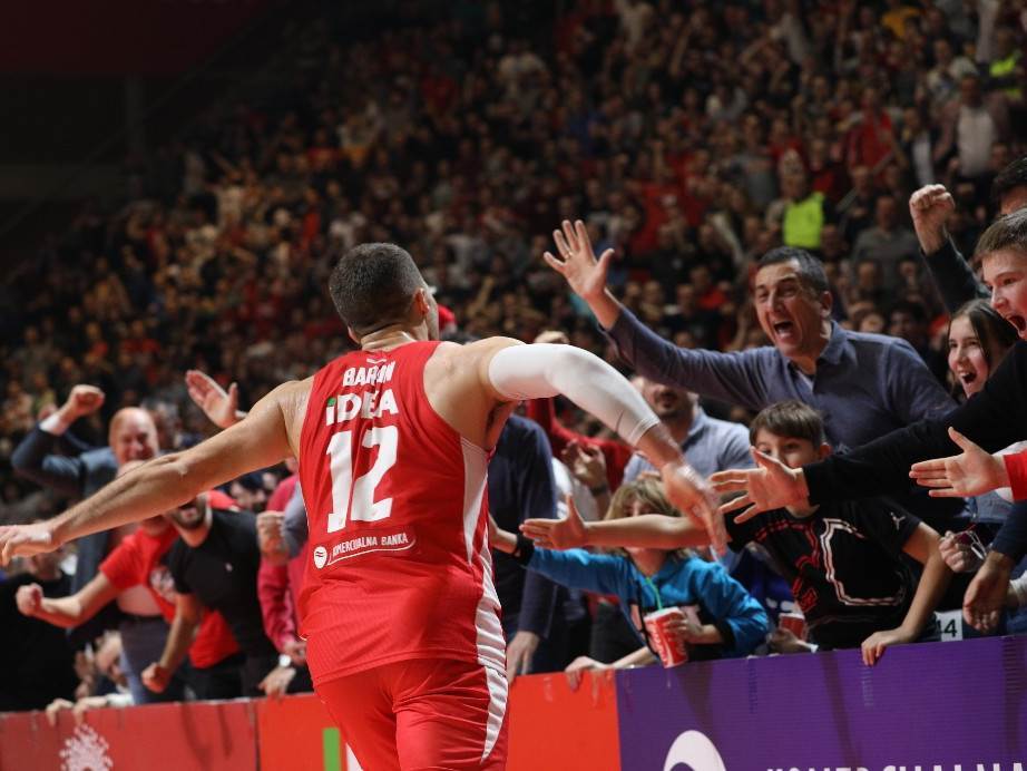Novica Veličković o incidentu sa Delijama VIDEO: Derbi Zvezda - Partizan 2019-20