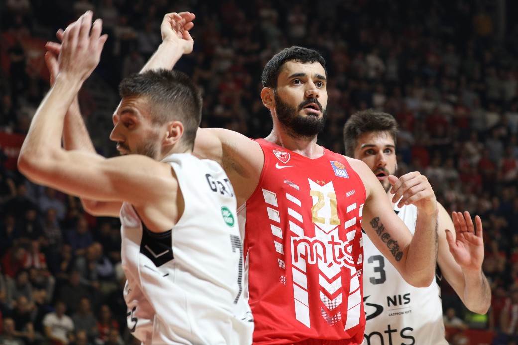 Novica Veličković o incidentu sa Delijama VIDEO: Derbi Zvezda - Partizan 2019-20