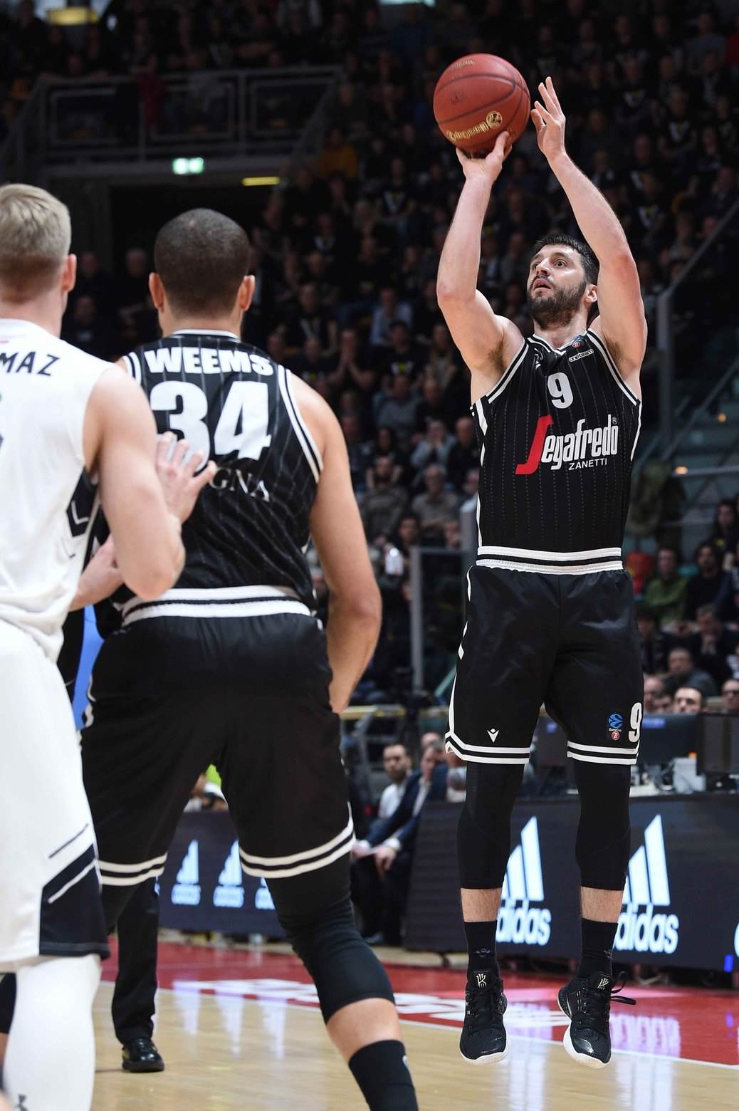 Kad Novica to kaže: Ovo je zaista posebna grupa momaka