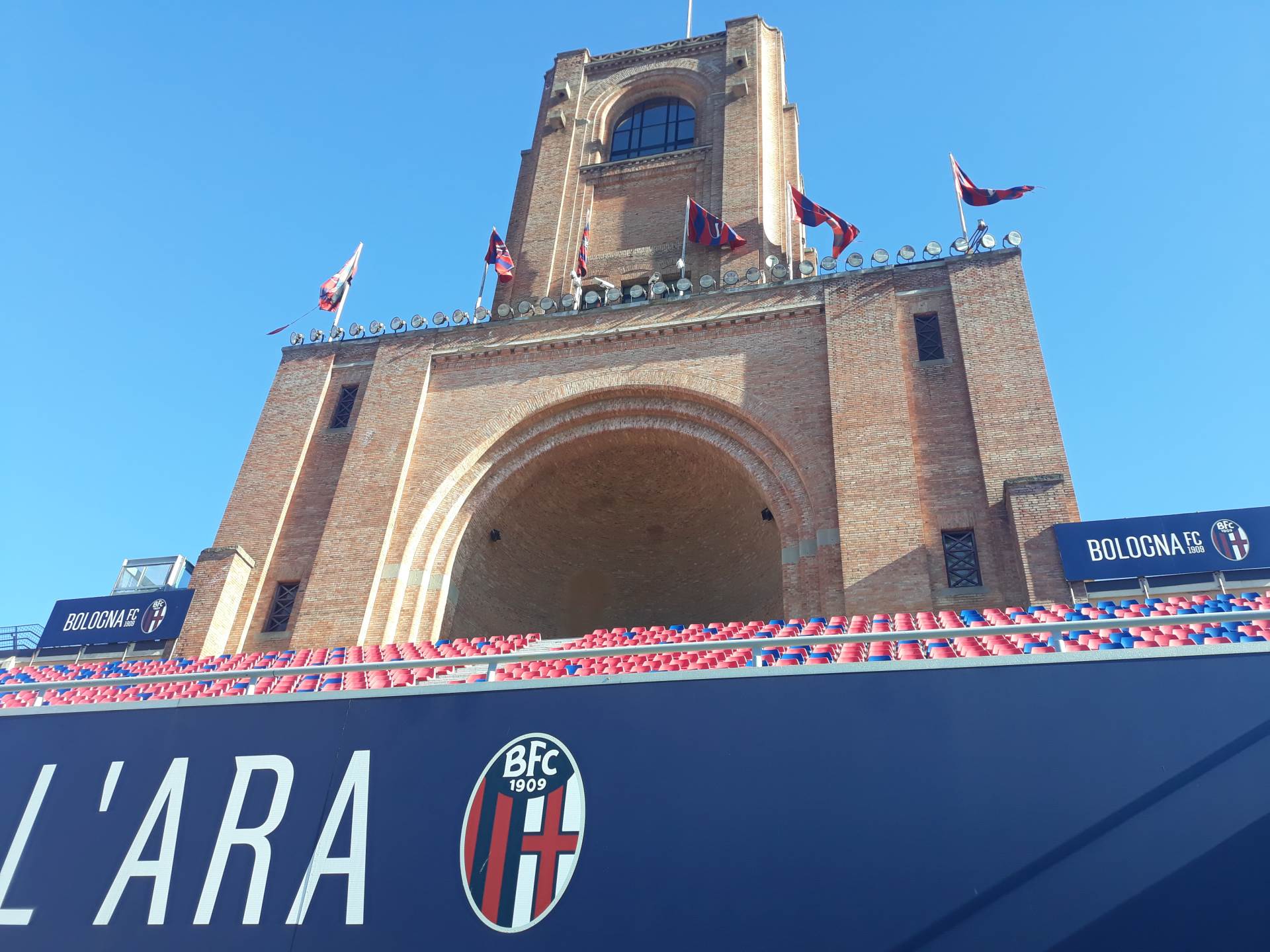 Bolonja fudbalski klub stadion Renato Dalara istorija Siniša Mihajlović Serija A Musolini 