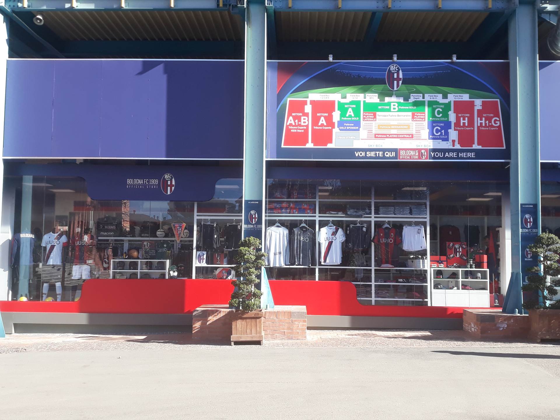 Bolonja fudbalski klub stadion Renato Dalara istorija Siniša Mihajlović Serija A Musolini 