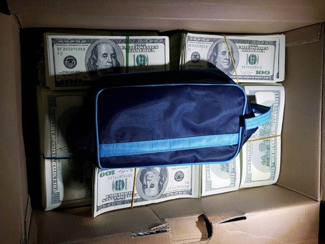 Uhapšeni falsifikatori američkih dolara