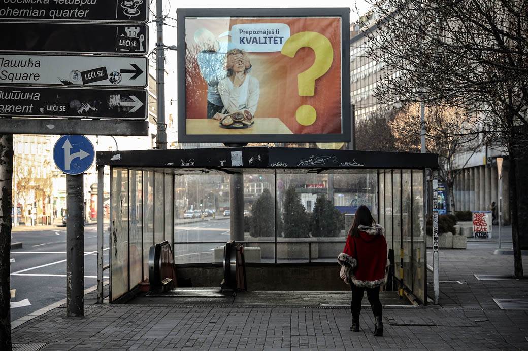 Beograd: Puste ulice i prohodne saobraćajnice za Sretenje FOTO