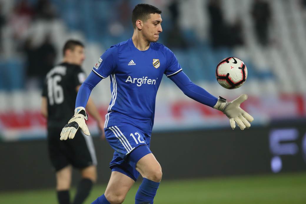 Đorđe Petrović pojačava Lids junajted