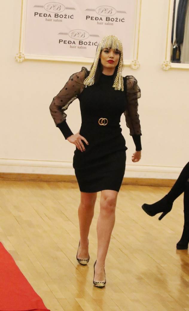 Sofija Rajović frizura