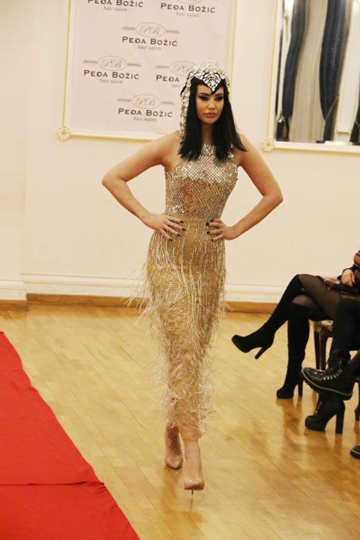 Katarina Grujić, Sofija Rajović, Bojana Ristivojević: Revija frizura Pedja Božić 2020. FOTOGRAFIJE