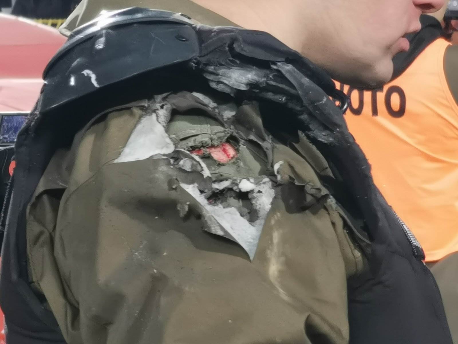 Navijači pogodili pripadnik Žandarmerije topovski udar večiti derbi Zvezda Partizan