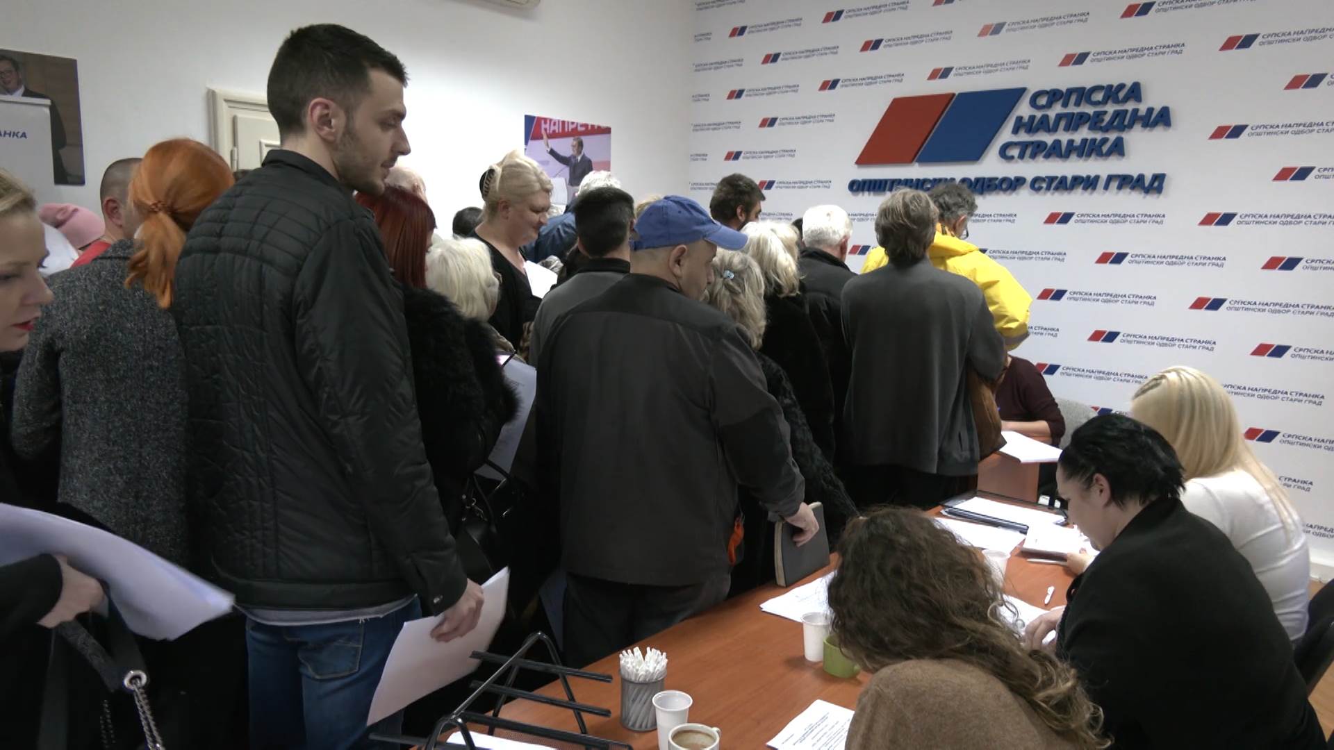 Oliver Mandić i Bule Goncić uz SNS