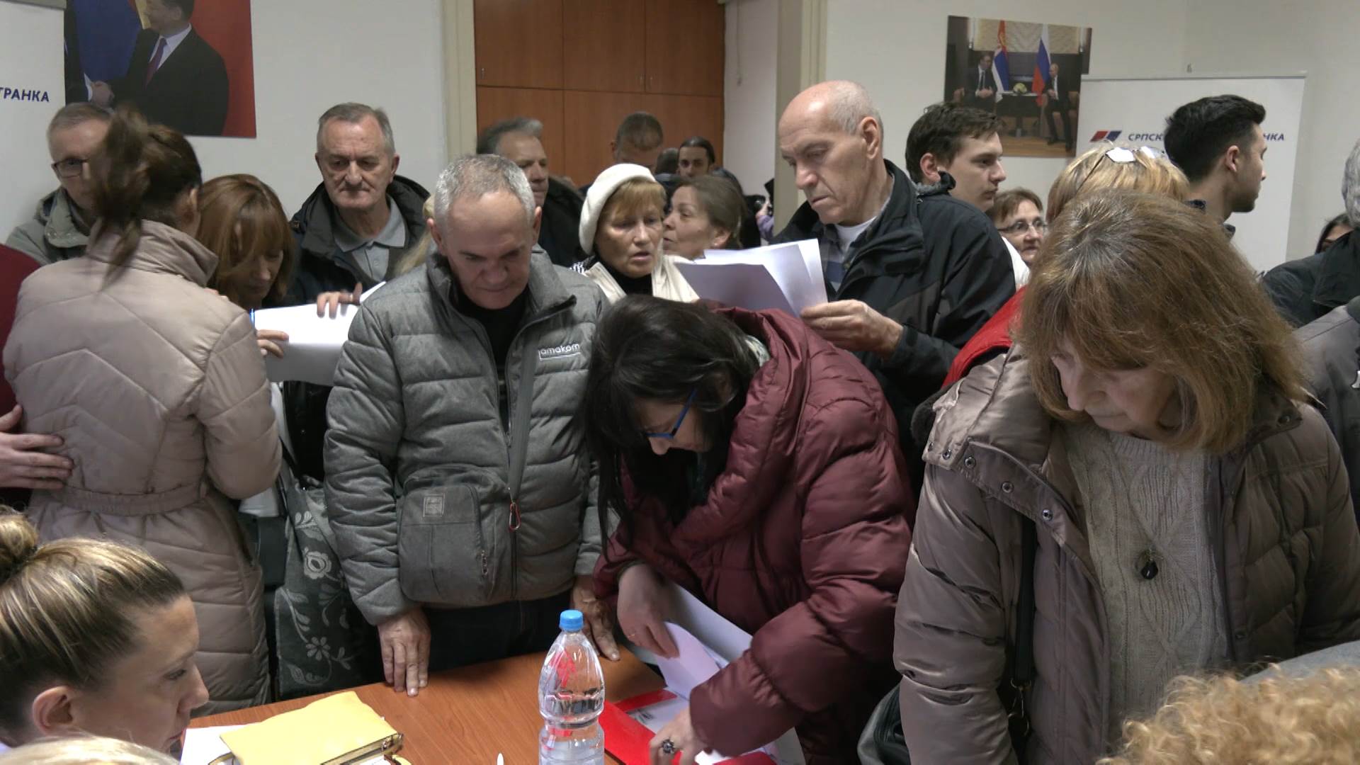 Oliver Mandić i Bule Goncić uz SNS