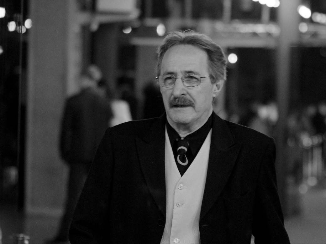 Desimir Stanojević oženio devojku od 17 godina, dobili dve ćerke