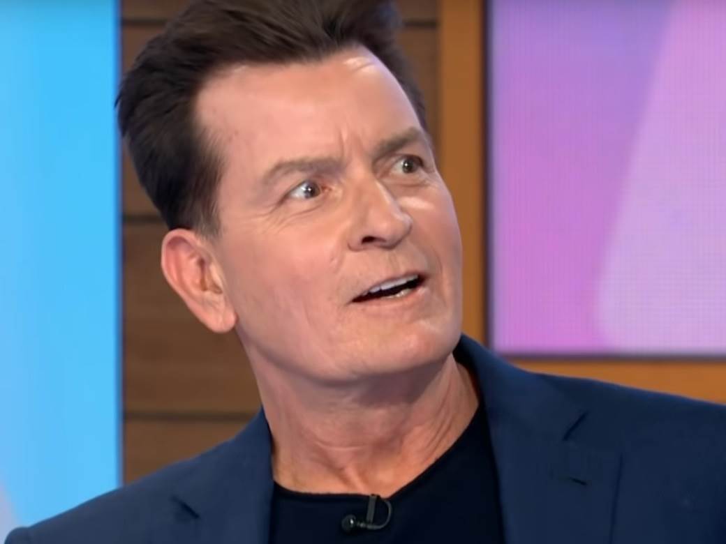 Čarli Šin priznao da je spavao sa muškarcima