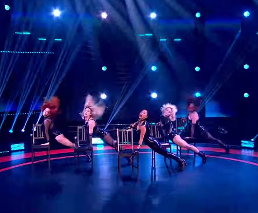 Pussycat Dolls React uživo na televiziji