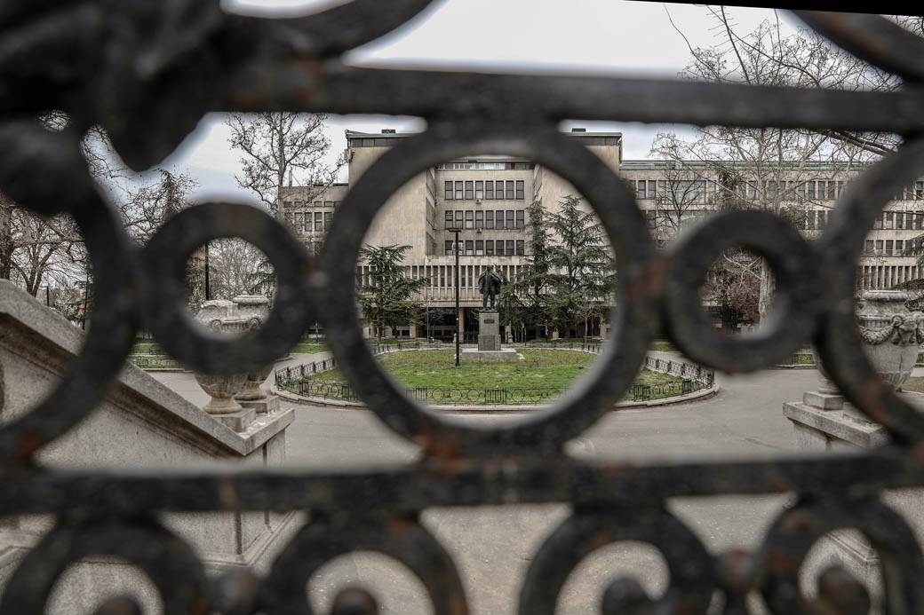 Zabrana kretanja u parkovima Beograd: Zatvoreni parkovi zbog daljeg širenja korona virusa! FOTO