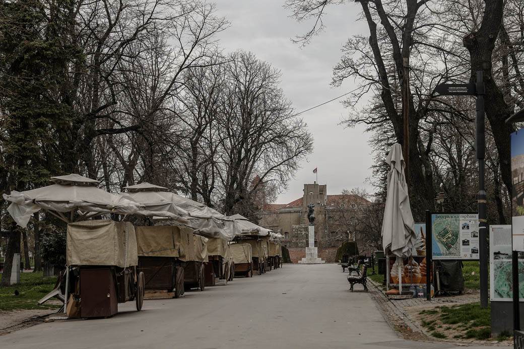 Zabrana kretanja u parkovima Beograd: Zatvoreni parkovi zbog daljeg širenja korona virusa! FOTO