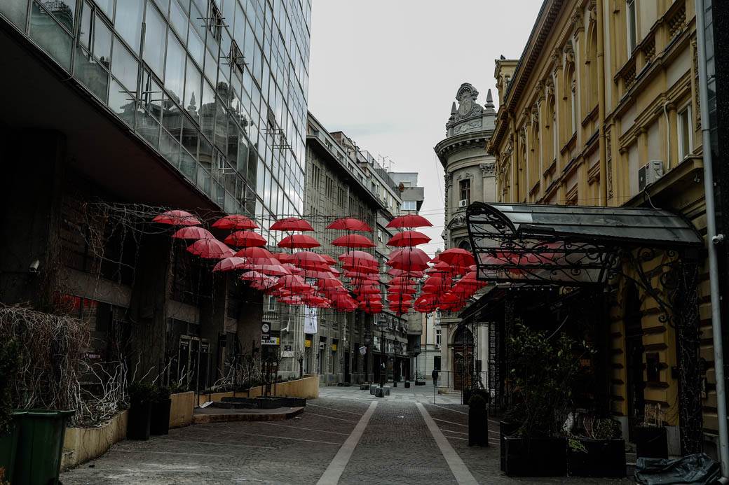 Disciplina građana-apoteka i prodavnica-korona virus