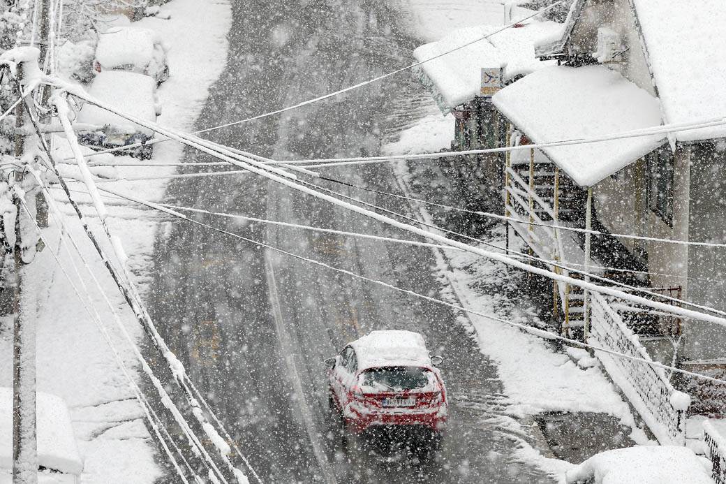 Sneg u martu - padaće i sutra