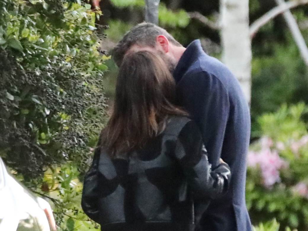 Da li je Tom Kruz spreman za novu porodicu sa devojkom Anom De Armas