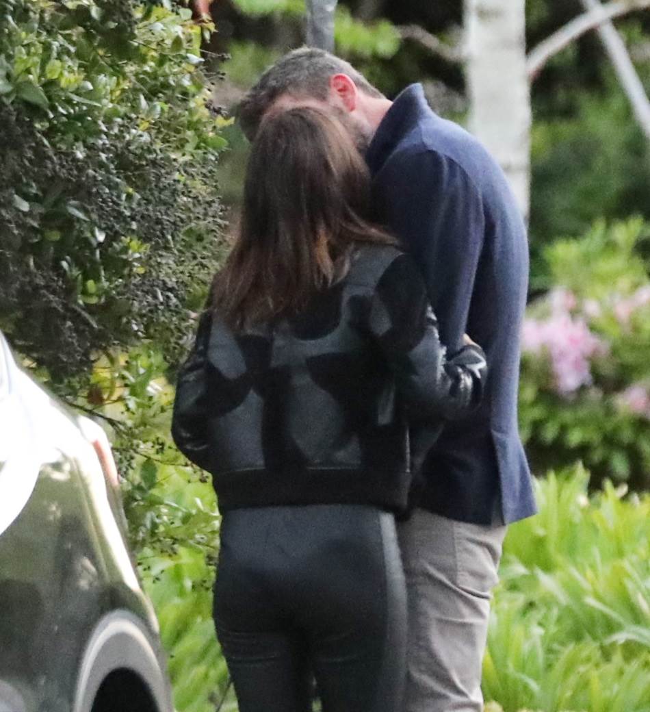 Da li je Tom Kruz spreman za novu porodicu sa devojkom Anom De Armas