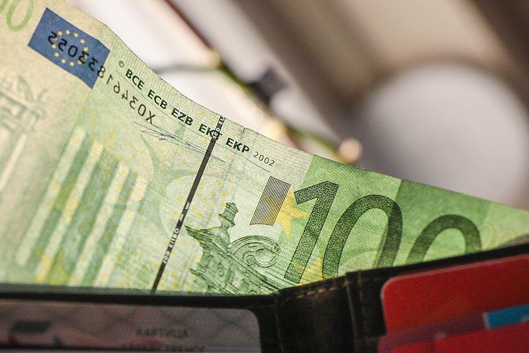 Kako prepoznati falsifikovane novčanice: Jednostavni testovi