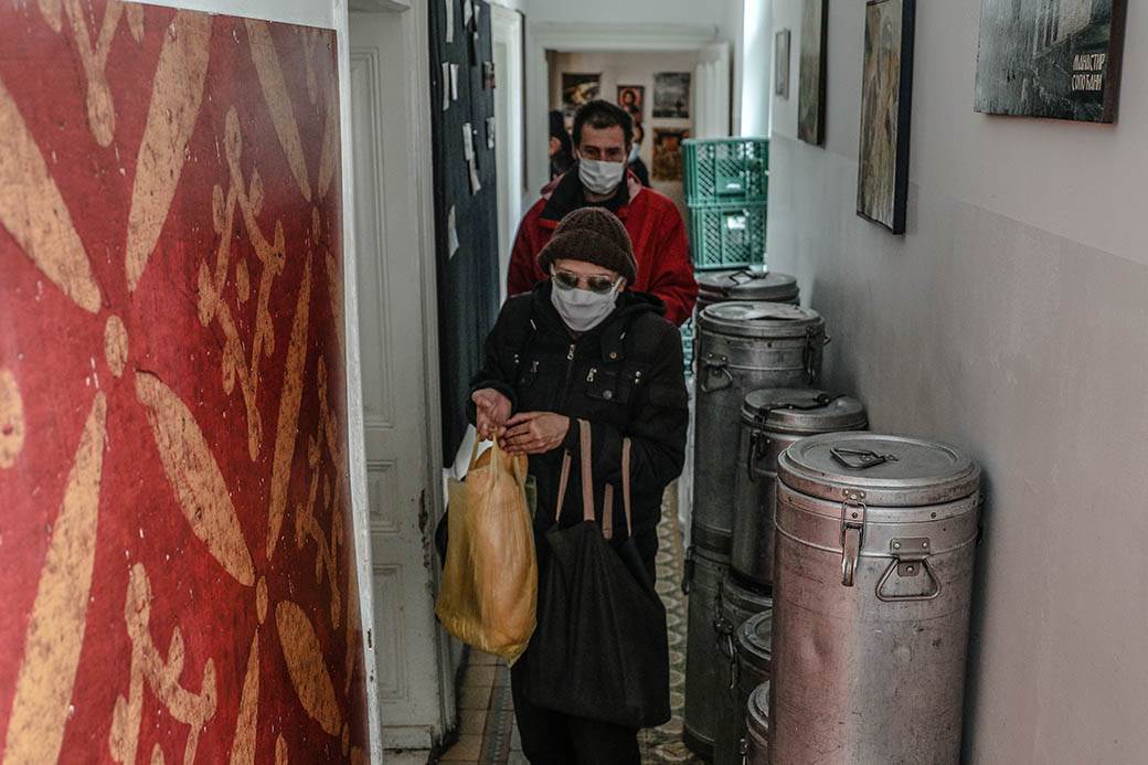 Korona virus u Srbiji najnovije vesti korona virus pomoć siromašnima Crkvena narodna kuhinja