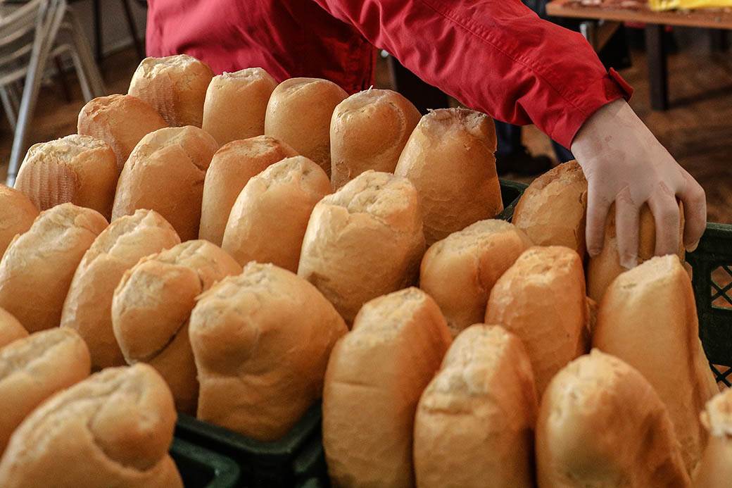 Korona virus u Srbiji najnovije vesti korona virus pomoć siromašnima Crkvena narodna kuhinja