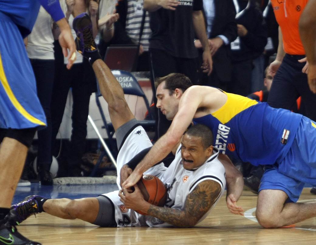 KK Partizan 20 godina Evroliga galerija fotografije grobari košarka