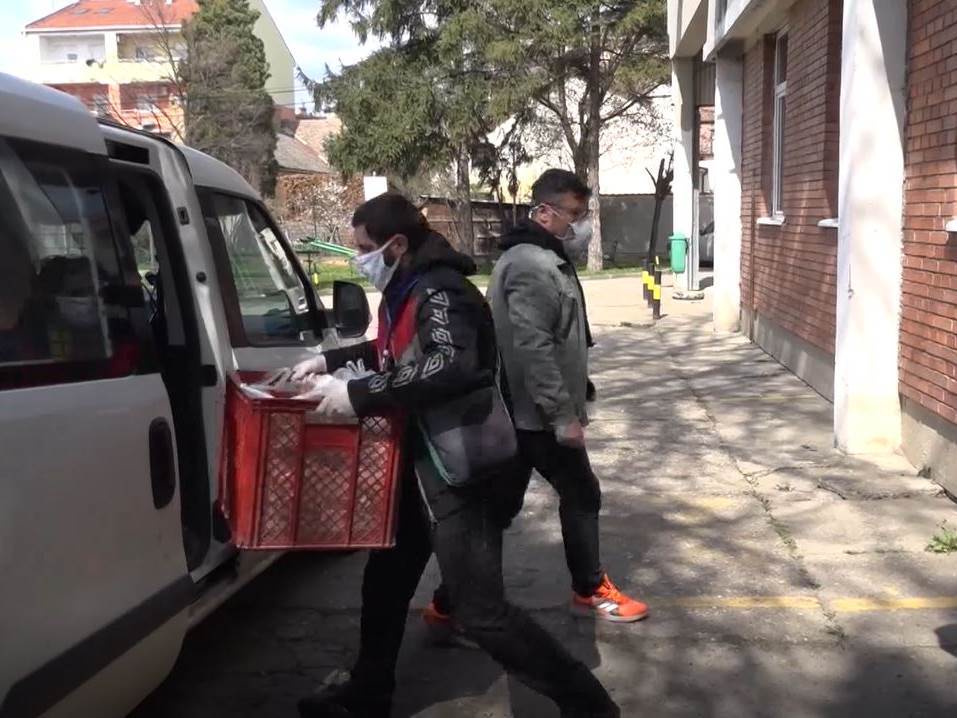 Korona virus u Pančevo U Pančevu besplatni obroci za najugroženije