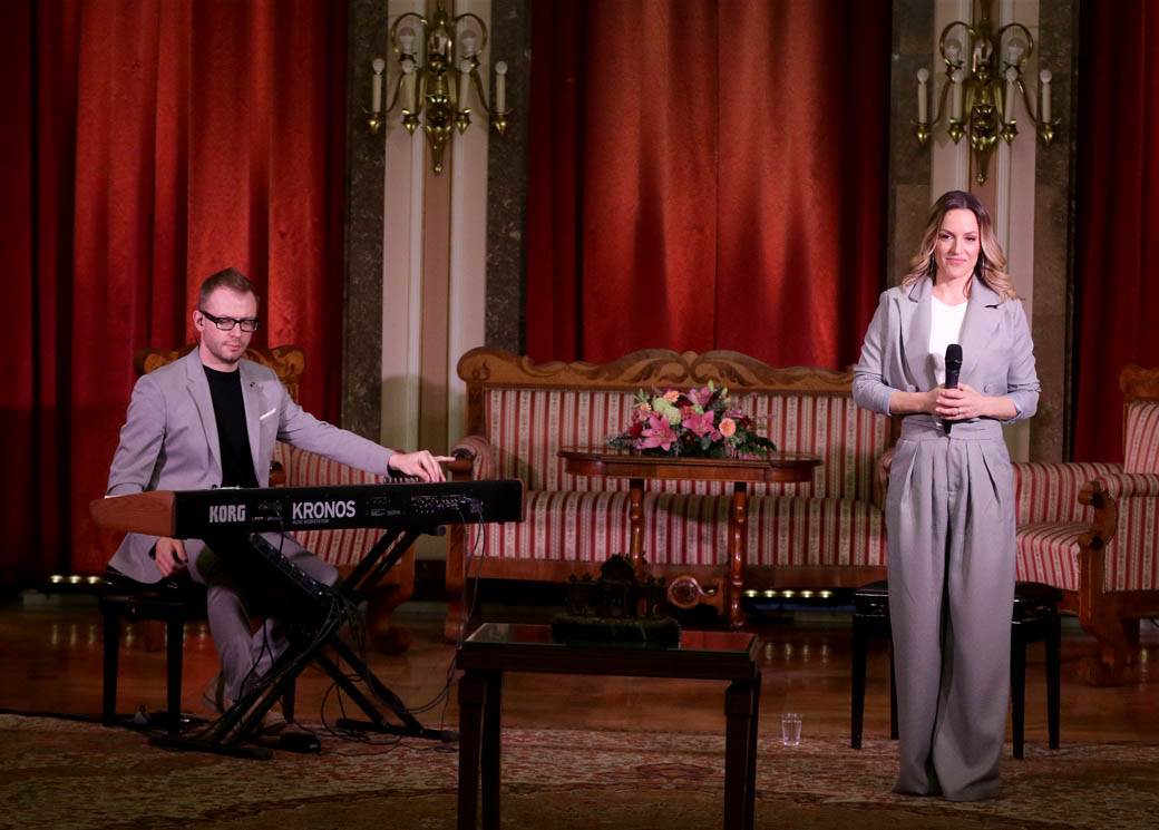 Tijana Bogićević koncert Stari dvor