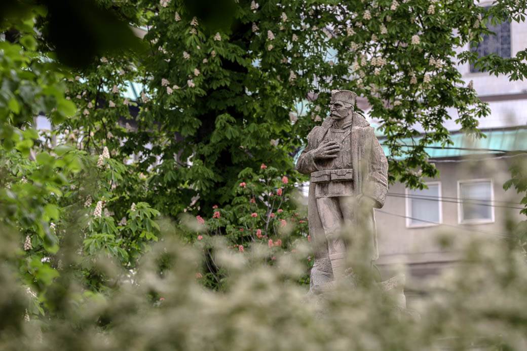 Proleće u Beogradu: Parkovi nikad lepši za vreme vanrednog stanja FOTOGRAFIJE