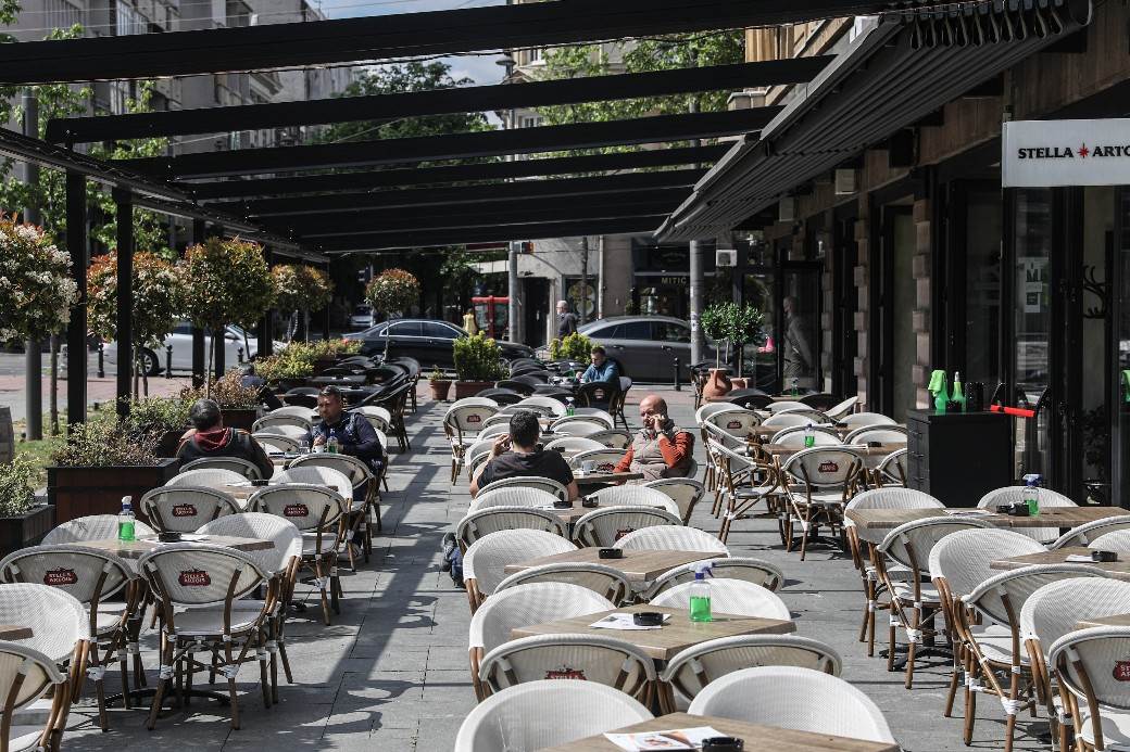 Splavovi počeli da rade, ali od juna većina