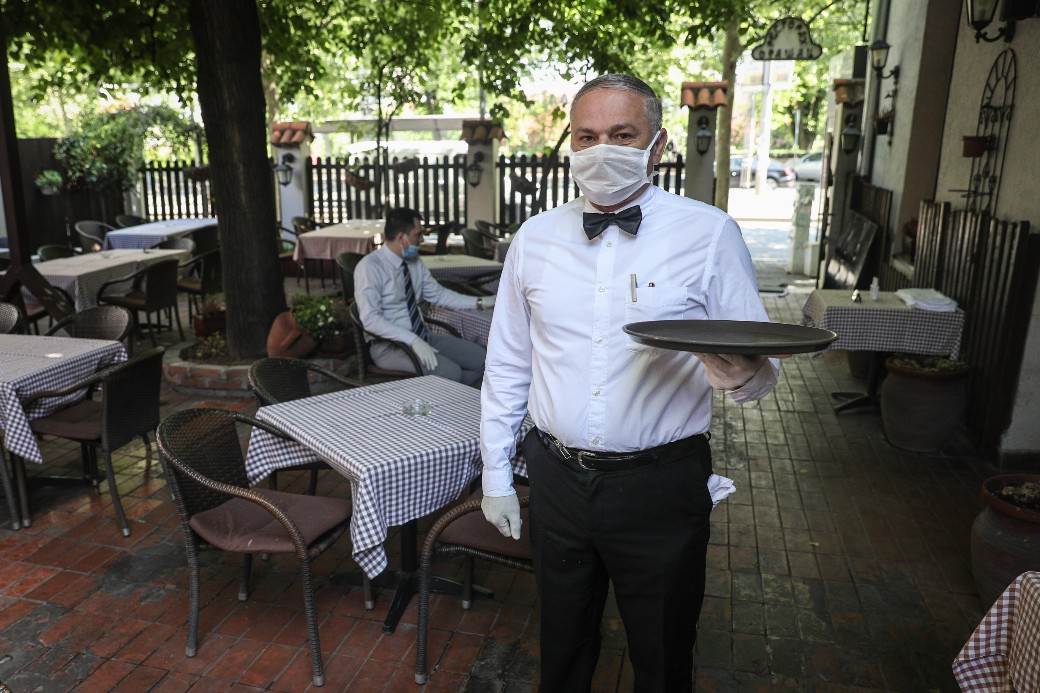 Splavovi počeli da rade, ali od juna većina