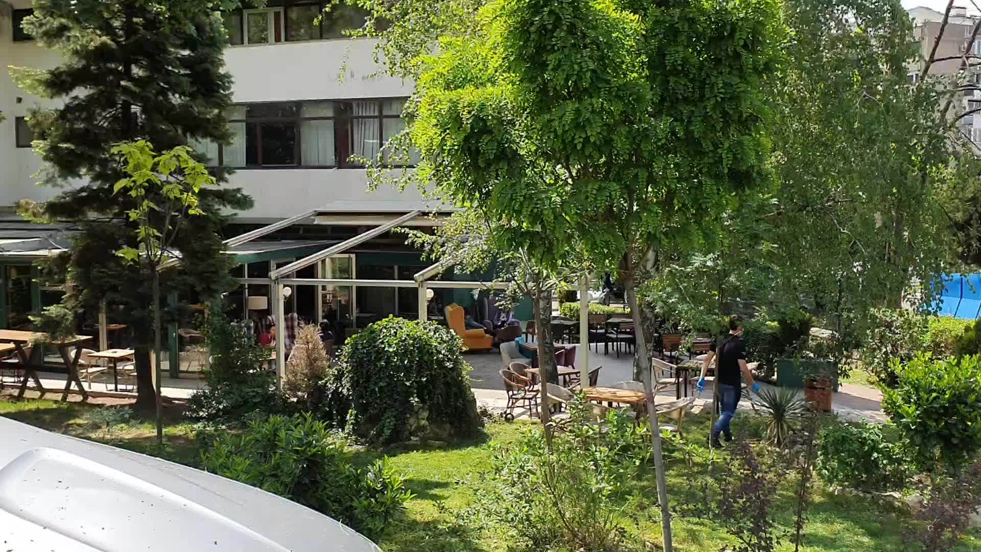 Splavovi počeli da rade, ali od juna većina