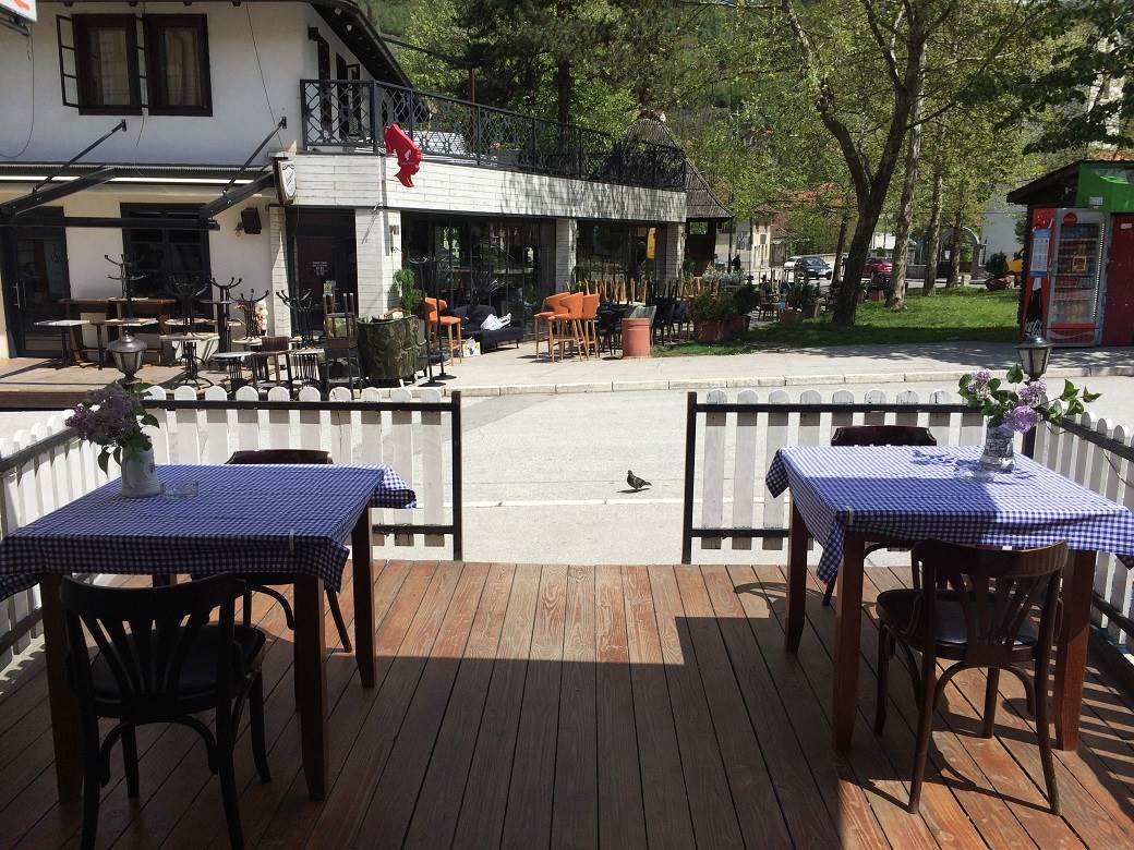 Splavovi počeli da rade, ali od juna većina